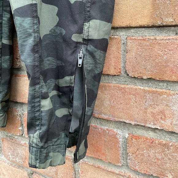 Camo stretch tech lightweight pants - Picture 3 of 9
